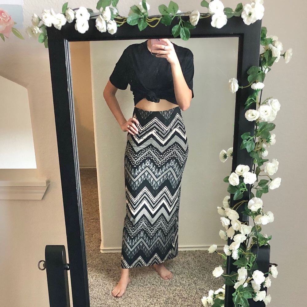 NWOT Rue 21 Maxi Skirt